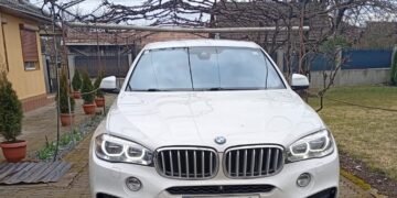 Țeapa perfectă cu mașini de lux! Femeie lăsată fără 28.500 de euro după o tranzacție orchestrată de o rețea din Clu