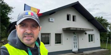 Casa Share a finalizat cea de-a 42-a locuință socială. O familie cu patru copii primește șansa unui nou început