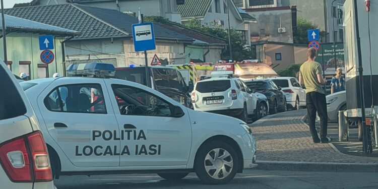 VIDEO: Incendiu la Palas Campus din Iași! Zeci de persoane evacuate după ce o cafenea a fost cuprinsă de flăcări
