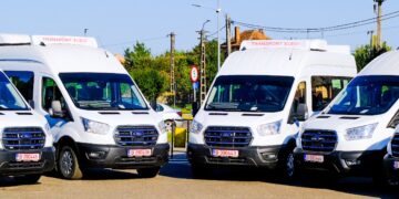 Încă cinci microbuze electrice pentru elevii din Iași: transport școlar modern extins în județ