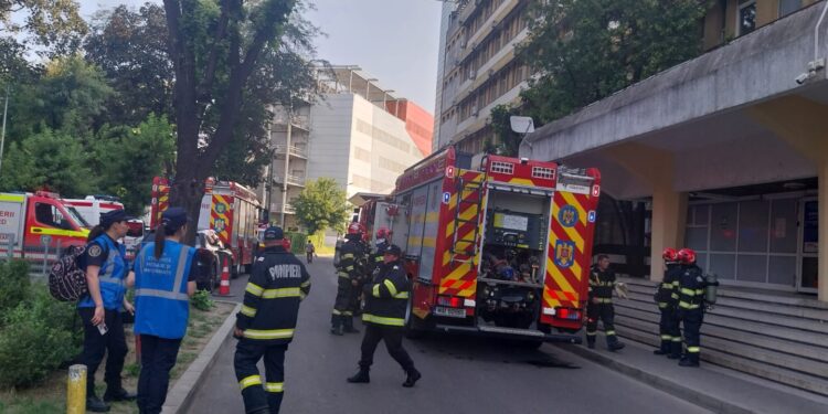 Incendiu UPU Bacau