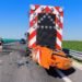 Autospecială a DRDP Craiova lovită pe Drumul Expres Craiova – Pitești în timpul unor lucrări de întreținere