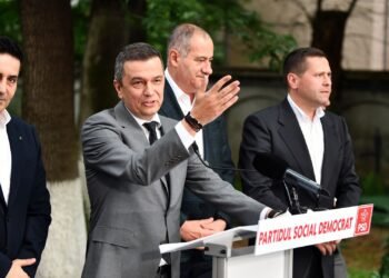 PSD s-a abținut la votul privind incriminarea hărțuirii sexuale în afara locului de muncă. USR acuză o „răzbunare politică împotriva femeilor”