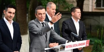 PSD s-a abținut la votul privind incriminarea hărțuirii sexuale în afara locului de muncă. USR acuză o „răzbunare politică împotriva femeilor”
