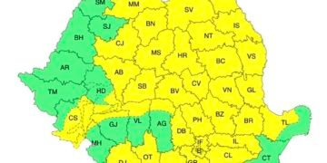 Vara adevarată se lasă așteptată. România nu mai scapă de furtuni. Meteorologii au emis noi coduri de instabilitate atmosferică