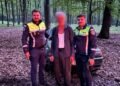 Momente de coșmar pentru un pensionar. Bărbatul a rămas blocat cu mașina în pădure