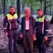 Momente de coșmar pentru un pensionar. Bărbatul a rămas blocat cu mașina în pădure