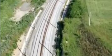 Lucrările la modernizarea căii ferate Cluj-Napoca – Oradea au ajuns la 72% pe unul dintre cele mai importante tronsoane