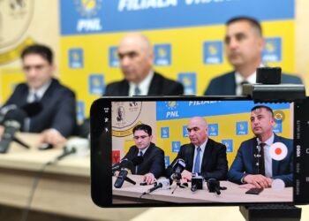 Dragoș Ciobotaru – Presedinte PNL Vrancea: „Deci ce trebuie să facem acum? Oare, așa cum ne-a spus PSD acum două luni, să ne executăm președintele și să revenim iar în poziția de preș?”