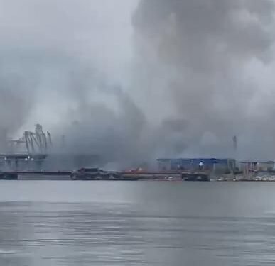 Ipoteza unui comandor român: Explozia dronei din Portul Constanța ar putea face parte dintr-un „atac sub steag fals” ca România să fie atrasă în conflictul dintre Rusia și Ucraina