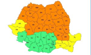 Caniculă extremă și furtuni violente în zilele următoare. Avertismentul meteorologilor