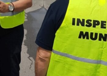 Inspector de muncă, reținut de DNA pentru luare de mită. Ar fi cerut 20.000 de lei pentru a „închide ochii” la nereguli