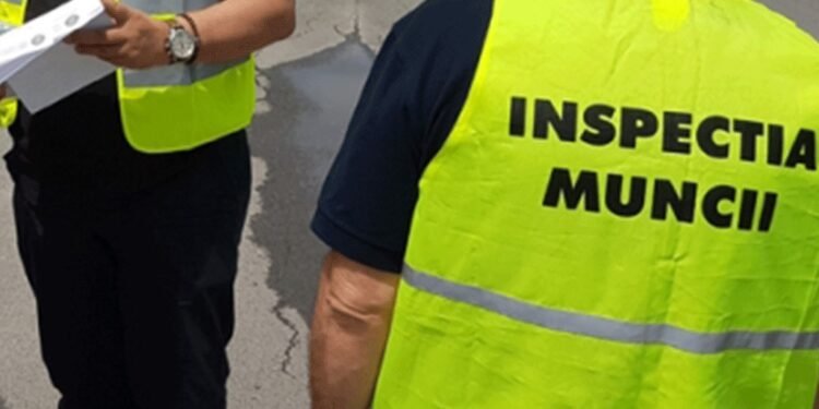 Inspector de muncă, reținut de DNA pentru luare de mită. Ar fi cerut 20.000 de lei pentru a „închide ochii” la nereguli