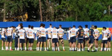 Hagi a definitivat lotul pentru amicalul cu Georgia. 9 tricolori rămân în țară să continue pregătirea
