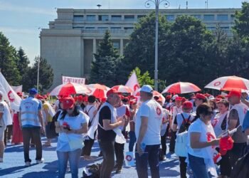 Legea salarizarii îi scoate pe bugetari în stradă