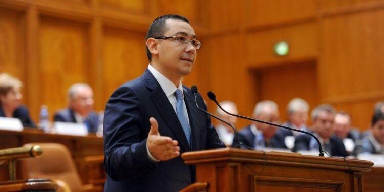 Victor Ponta acuză USR că a direcționat miliarde de euro către companii străine înainte de ieșirea de la guvernare