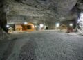 Refugiul perfect din calea caniculei. La 70 de metri sub pământ sunt doar 12 grade, iar sute de turiști aleg zilnic Salina Cacica