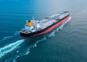 Kazahstanul reia exporturile de petrol către România. Dispar temerile privind o posibilă criză a carburanților