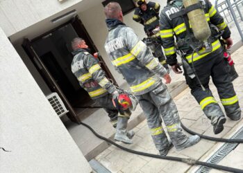 Incendiu la Centrul de Plasament din Pașcani. Focul a izbucnit în subsol, opt persoane s-au autoevacuat