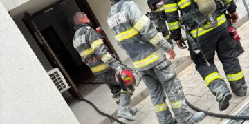 Incendiu la Centrul de Plasament din Pașcani. Focul a izbucnit în subsol, opt persoane s-au autoevacuat