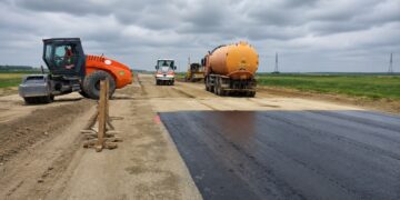 Autostrada A7 riscă să rămână fără bitum, în timp ce România exportă cantități record în Ucraina