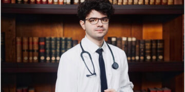 Performanță de excepție la UMF Iași! Șef de promoție cu media 10 pe linie. Povestea studentului ale cărui notițe au devenit legendă printre colegi
