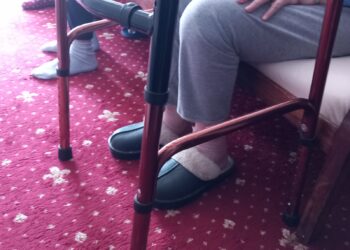 Controale în toate centrele pentru vârstnici din județul Bacău: amenzi de aproape 688.000 de lei și deficiențe în aproape toate unitățile verificate