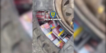 Aproximativ 10.000 de țigarete cu timbru bulgăresc, descoperite de polițiștii de frontieră în roata de rezervă