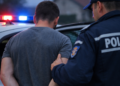 Băut și recalcitrant, a mers cu mașina la sediul Poliției și a sfârșit în arest