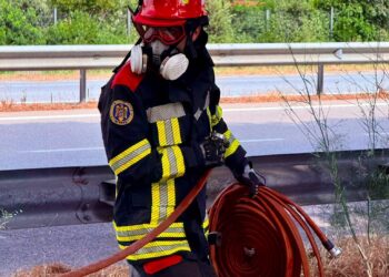 Pompierii români din Franța rămân în stare de alertă din cauza riscului ridicat de incendii