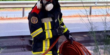 Pompierii români din Franța rămân în stare de alertă din cauza riscului ridicat de incendii