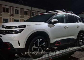 Autoturism furat din Franța, descoperit în PTF Albița. Mașina, în valoare de 12.000 de euro, a fost confiscată