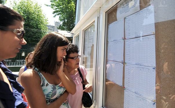 Rata de promovare la Definitivat a crescut în Iași după contestații. 385 de candidați au promovat examenul