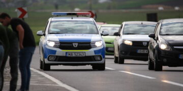 Razie în trafic la Iași și Târgu Frumos. Zeci de șoferi și pietoni, amendați, iar mai multe permise au fost suspendate
