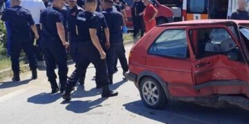 Pompierii români, intervenție la un accident rutier în Bulgaria, în drum spre Grecia