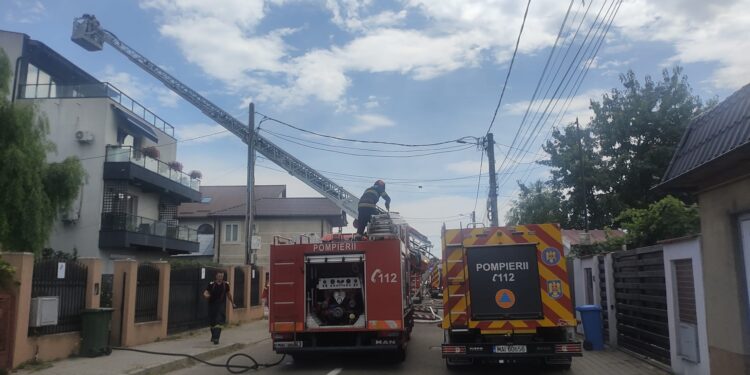 incendiu mansarda