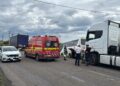 Accident cu trei vehicule în Neamț. Un microbuz, o autocisternă și un autotren s-au ciocnit în comuna Costișa