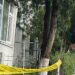 Alertă în cartierul Mușatini! Un bărbat a amenințat că se aruncă de la etaj, salvat în ultima clipă de Politisti