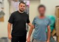 Hoț prins de un polițist aflat în timpul liber, la Bacău. Urmărire pe străzile orașului după un furt din magazin