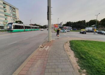 Iașul a „desenat” piste pentru biciclete. Acum trebuie să le șteargă.
