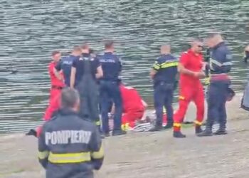 Iași | Intervenție dramatică la Lacul Veneția din Tătărași. O persoană a fost scoasă din apă și este resuscitată