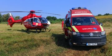 Bebeluș de un an, transportat de urgență cu elicopterul SMURD de la Piatra-Neamț la un spital din București