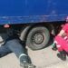 FOTO:Accident grav la Moșna. O femeie cu un copil în brațe a fost lovită și prinsă sub o autoutilitară. Elicopterul SMURD, solicitat de urgență