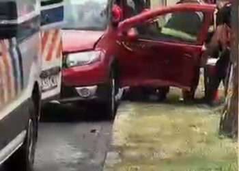 Iași | Doi minori și doi adulți au fost răniți într-un accident rutier produs pe Bvd. Tudor Vladimirescu