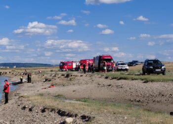 Tragedie în Neamț! Doi copii au dispărut în apele râului Moldova. Unul dintre ei a fost găsit, iar medicii încearcă să-i salveze viața