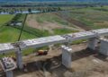 Lucrările pe Autostrada Moldovei A7 avansează. Pasajul de la Cleja a depășit o nouă etapă de execuție