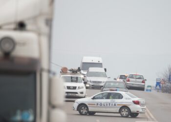 Șofer din Bârnova, prins cu o alcoolemie uriașă pe Șoseaua Nicolina. Polițiștii l-au reținut