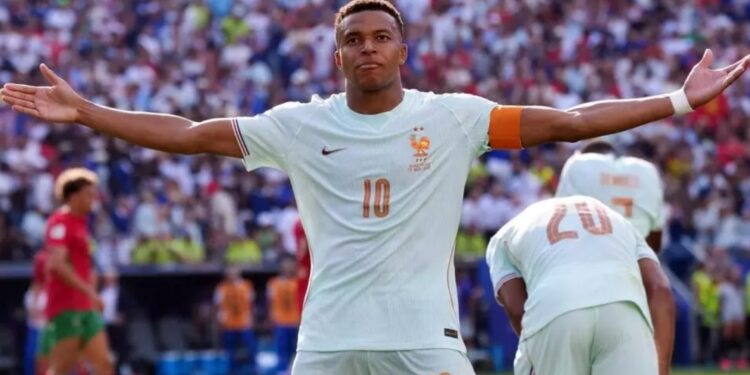 Franța s-a calificat în semifinalele Cupei Mondiale 2026 după o victorie cu 2-0 în fața Marocului