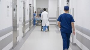 Paturi de spital neocupate în România