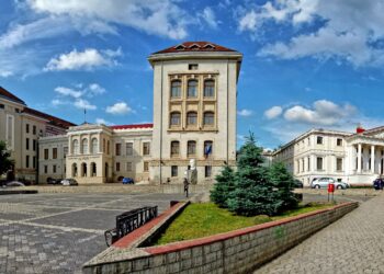 Admitere 2026 la UMF Iași: peste 2.000 de candidați se luptă pentru 950 de locuri bugetate. Medicina și Stomatologia, cele mai căutate specializări